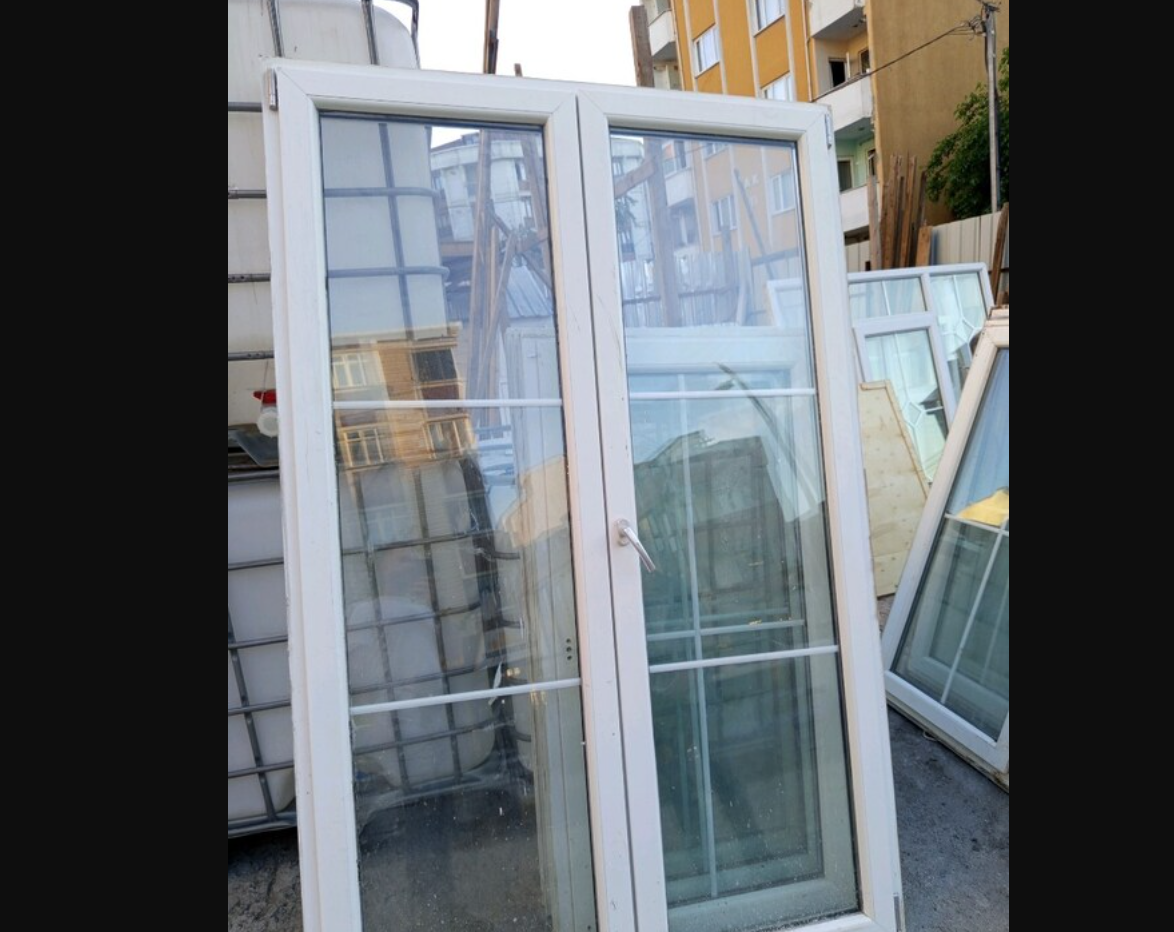 ÇIKMA FRANSIZ PENCERE