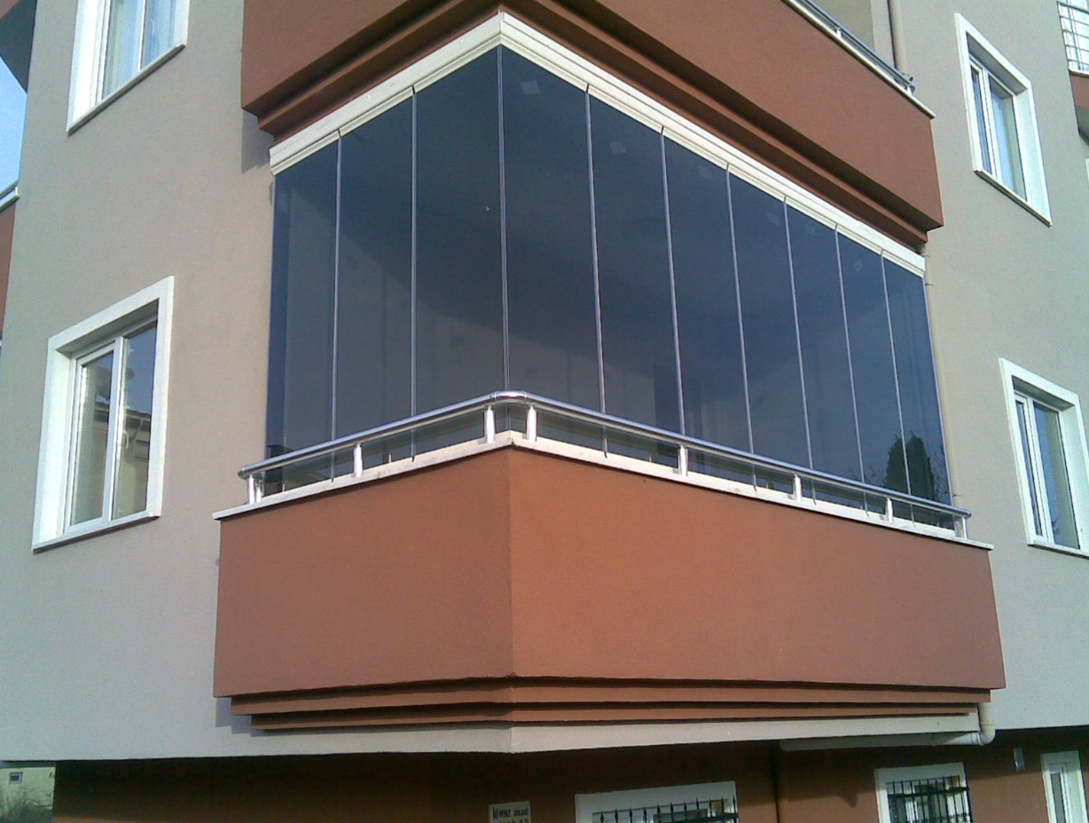 ikinci el balkon penceresi